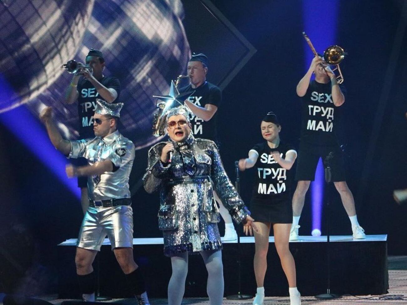 Верка Сердючка исполнила песню&nbsp;Dancing Lasha Tumbai