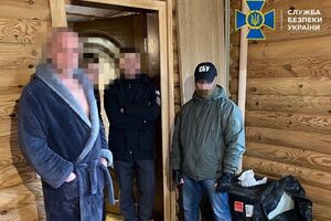 Двох активних учасників угруповання правоохоронці затримали у Дрогобичі