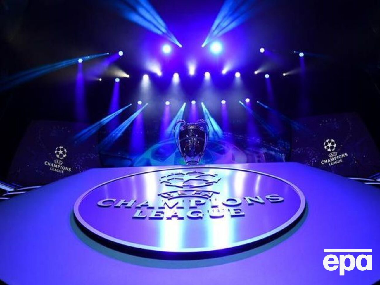 У наступну стадію Ліги чемпіонів пройде вісім команд