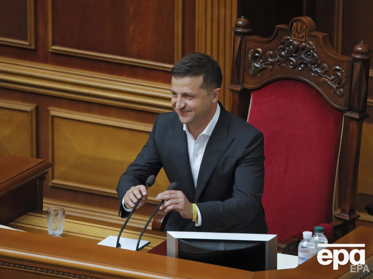Зеленский является лидером электоральных симпатий украинцев