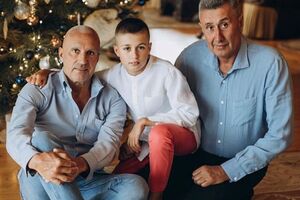 Бизнесмен Александр Ярославский с тестем и сыном