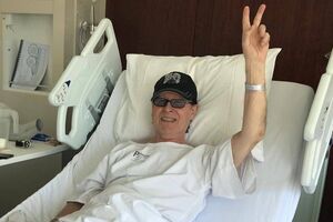 Во время гастролей по Австралии Клаус Майне оказался на больничной койке