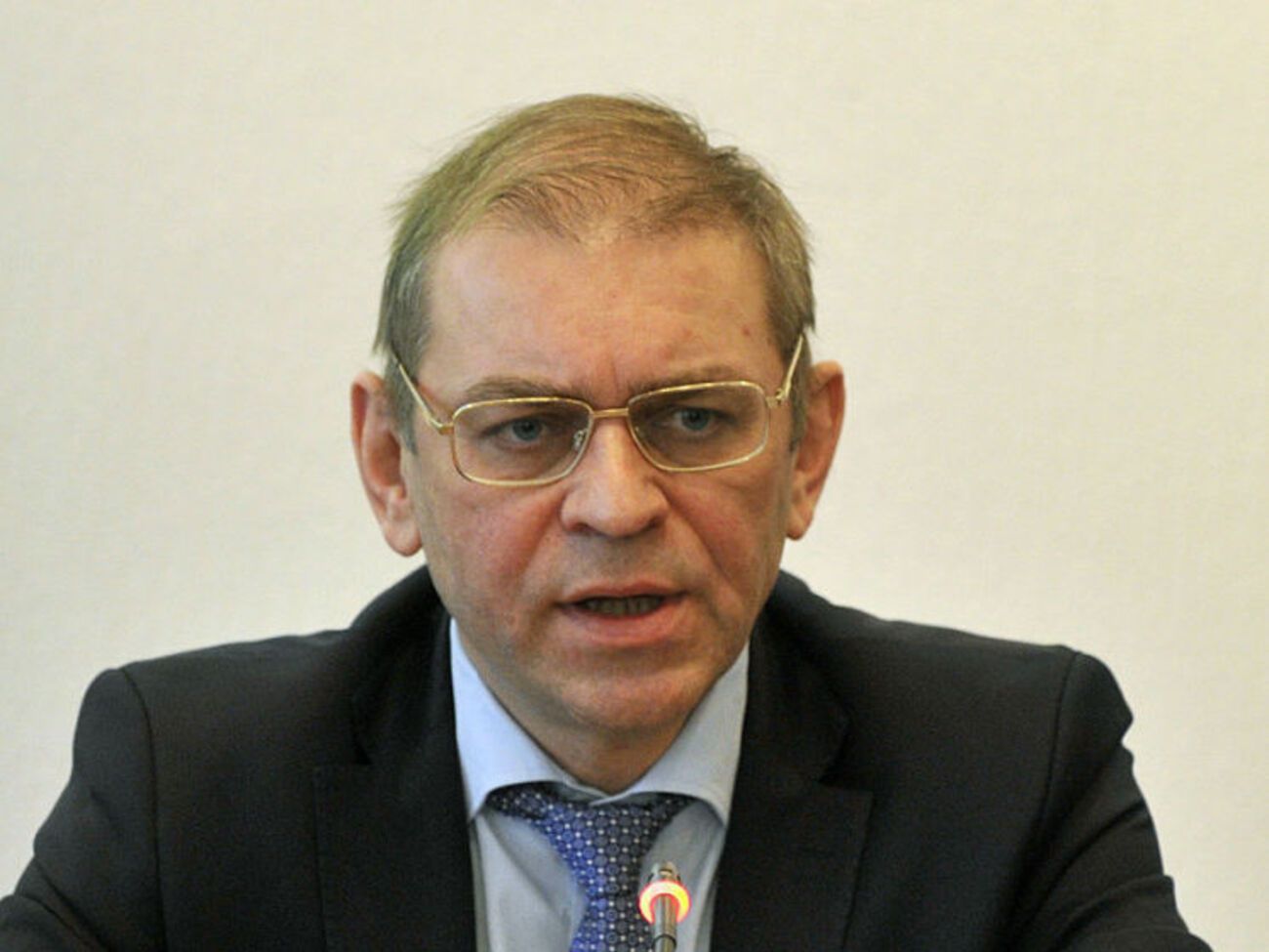 Пашинский сейчас находится под круглосуточным домашним арестом по другому делу