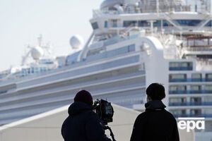 Лайнер Diamond Princess два тижні провів на карантині біля берегів Японії