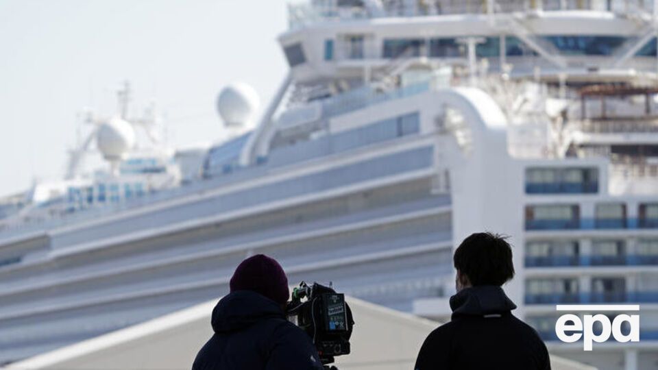 Лайнер Diamond Princess две недели провел на карантине у берегов Японии