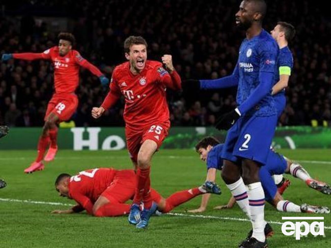 "Бавария" разгромила "Челси" со счетом 3:0