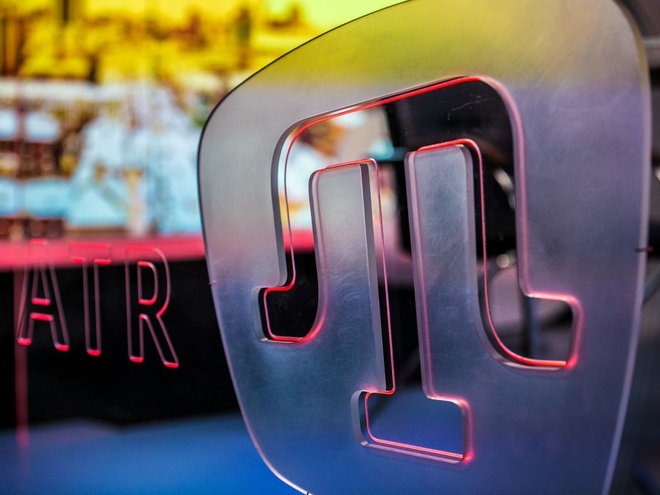 АТR розпочав мовлення в Україні у 2006 році