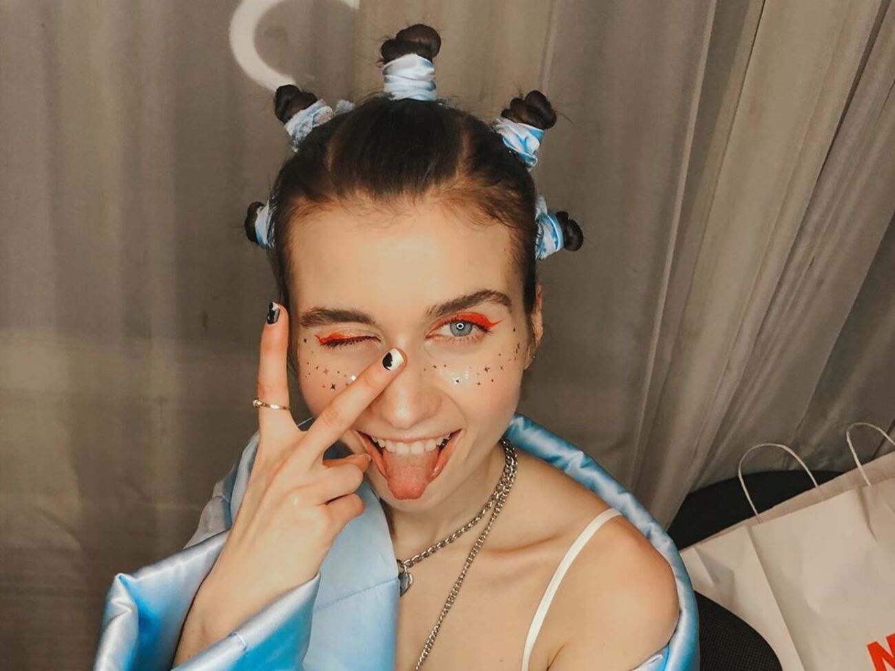 Jerry Heil: Это, казалось бы, только тело. Но оно – одежда души