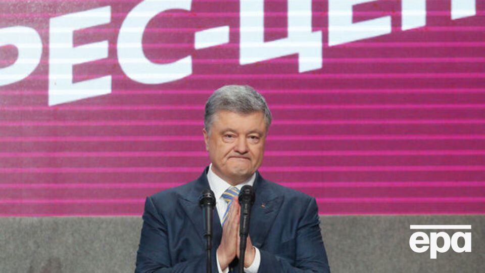 Поліція має привести Порошенка на допит у ДБР 28 лютого і 6 березня