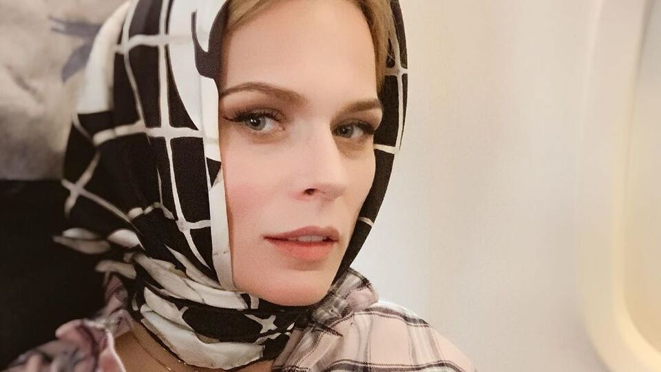 Фреймут оприлюднила відео в рубриці "етикет з Фреймут"