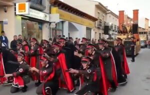 Израиль и Испания осудили выступление артистов, переодетых в нацистов