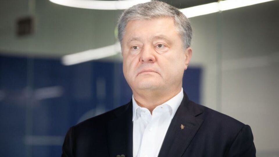 Порошенко: Їм потрібно щось гучне, феєричне