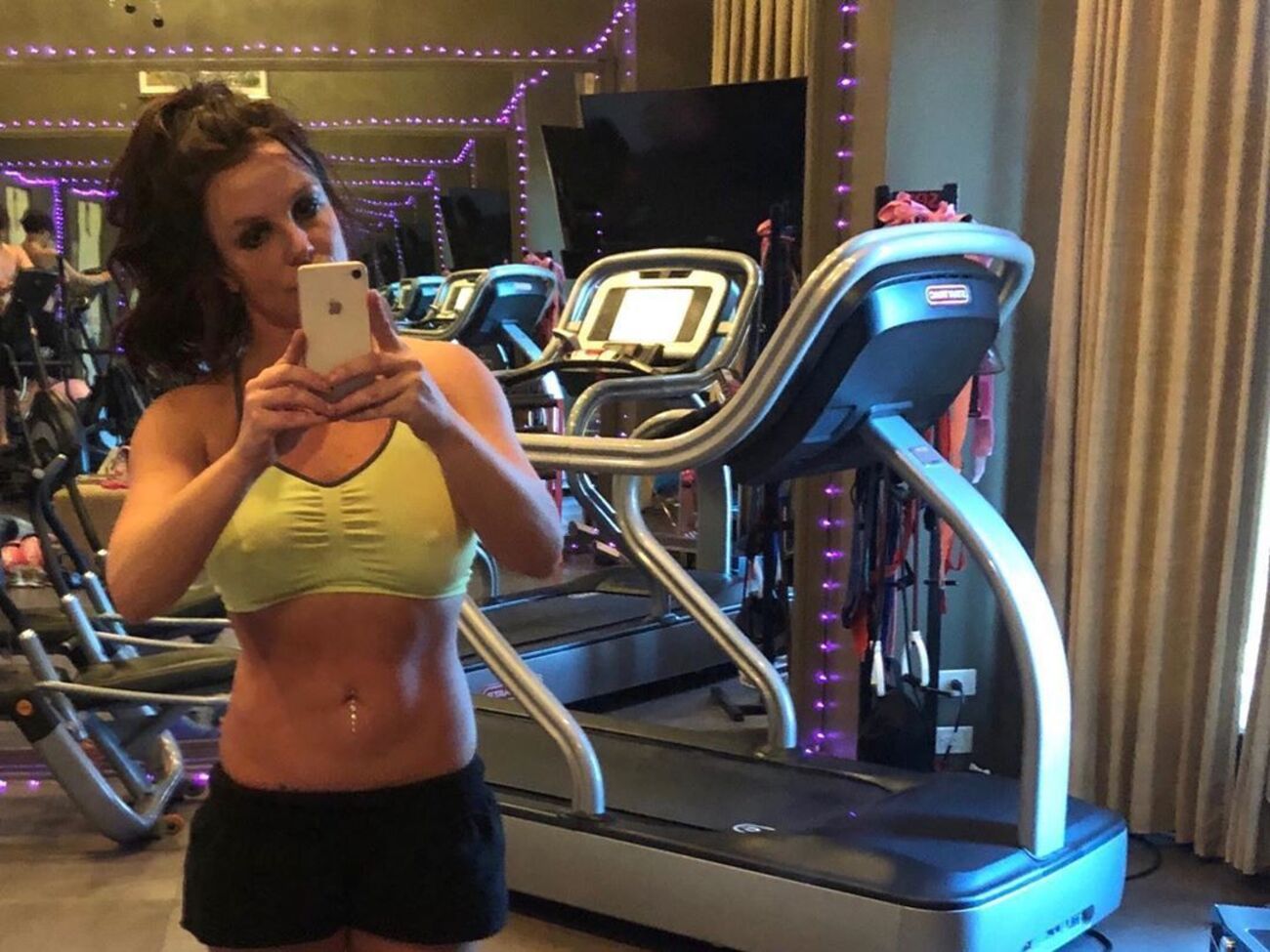 Спірс: Ви можете почути, коли я зламала ногу. Вибачте, це досить голосно