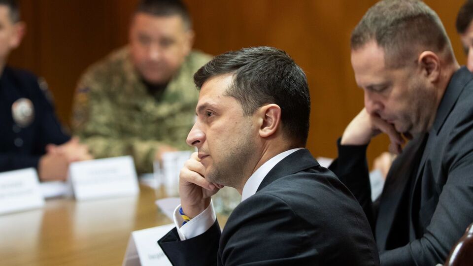 Зеленський призначив позачергове засідання Ради на наступну середу