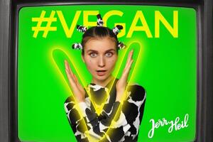 Jerry Heil: Мне так хотелось всегда показать, что о нашем менталитете существует много стереотипов. Мы стильные, мы открытые, мы толерантные и мы таки движемся в ногу со временем!