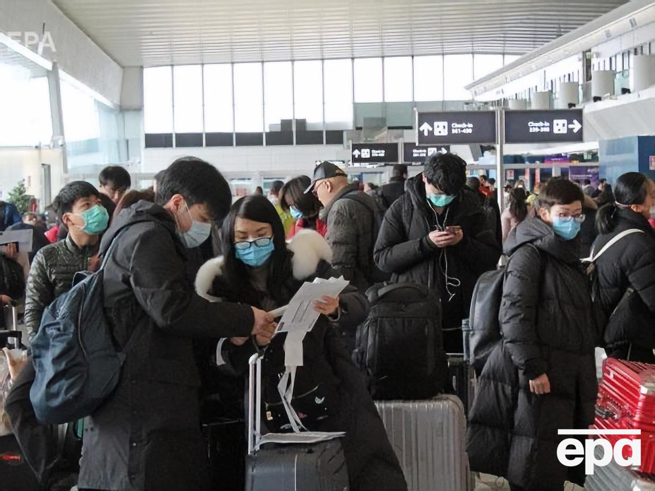 В Китае новым вирусом заразились более 17 тыс. человек