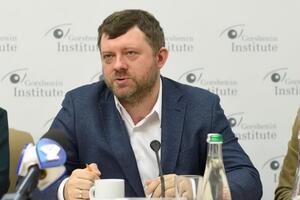 Корниенко: Есть очень важный вопрос, который волнует всех украинцев. Это платежки за газ, за тепло