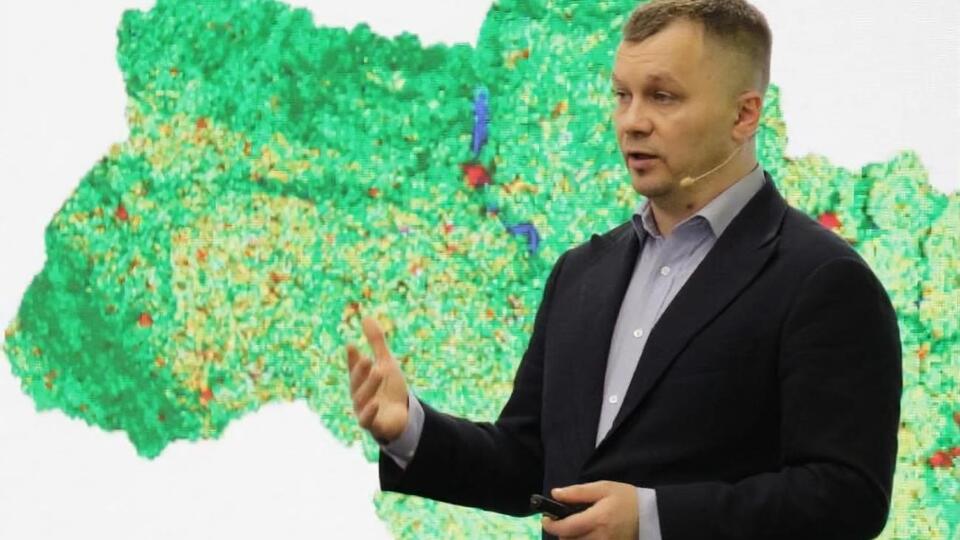 Тимофій Милованов (на фото) переконаний, що зняття санкцій допоможе бізнесу легше функціонувати