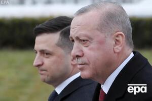 Зеленский (слева) сказал, что много говорил с Эрдоганом о школах Гюлена