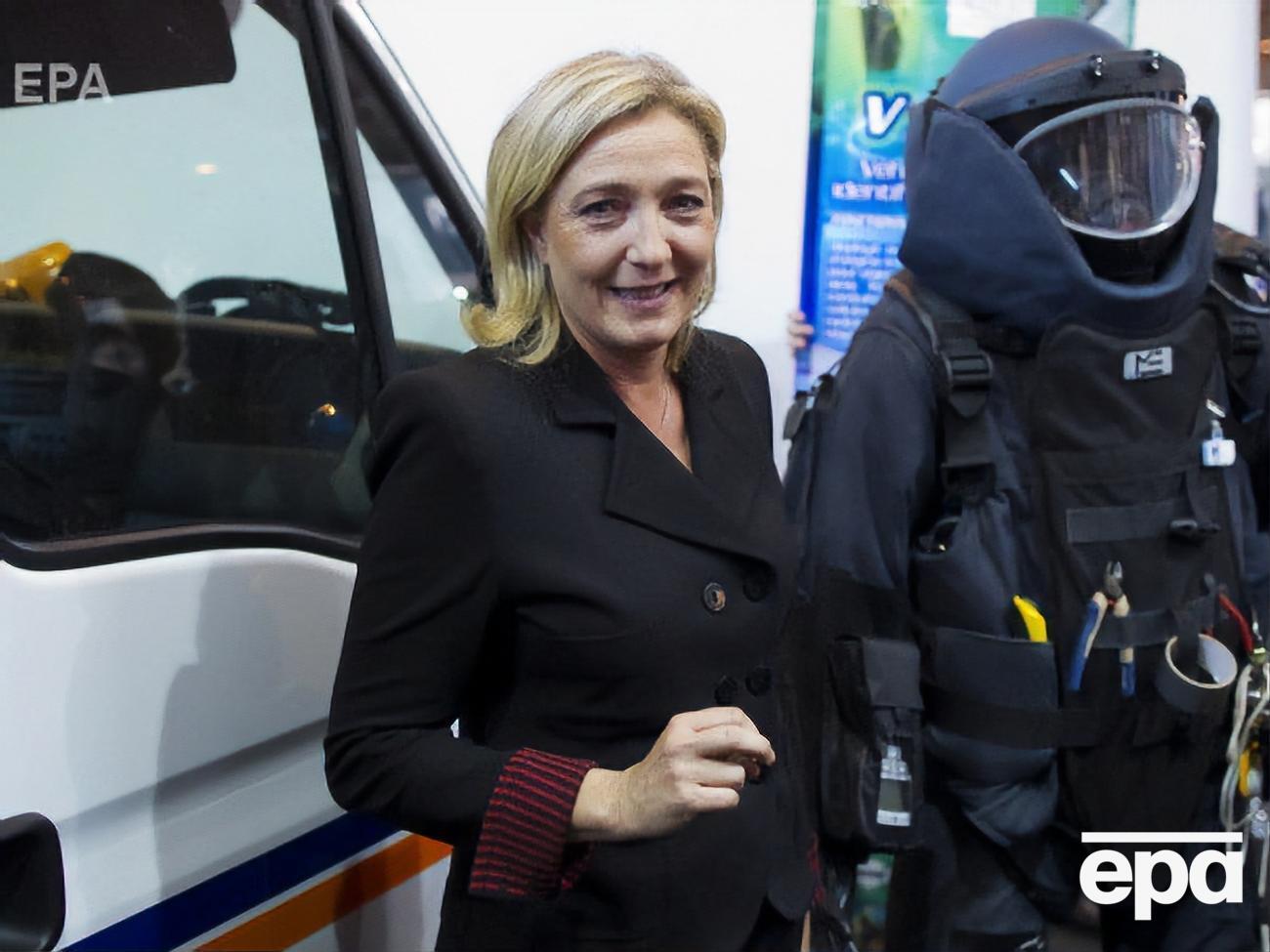 У Росії від партії Марін Ле Пен вимагають повернення боргу в розмірі €9 млн