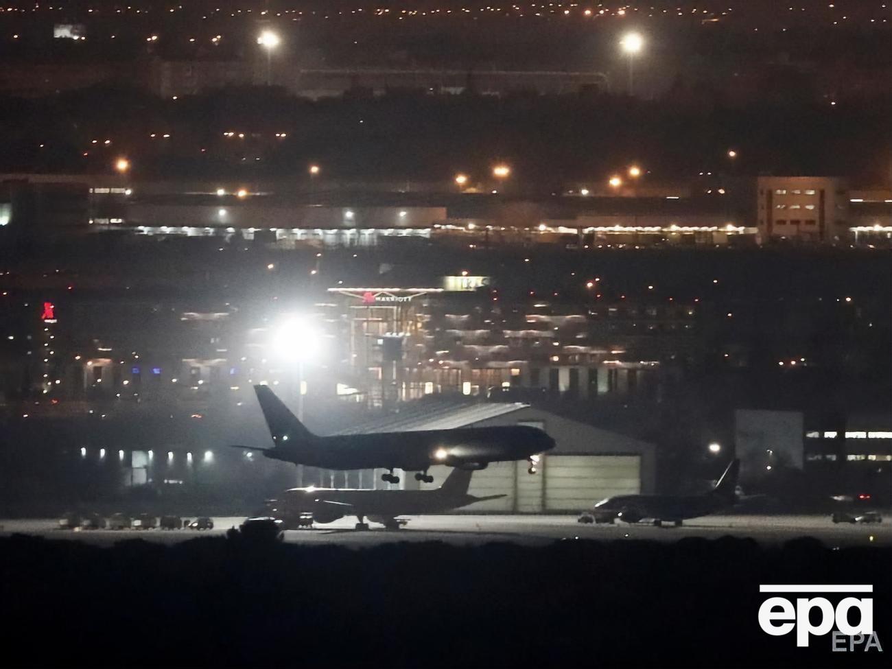 Поврежденный Boeing сел в аэропорту Барахас