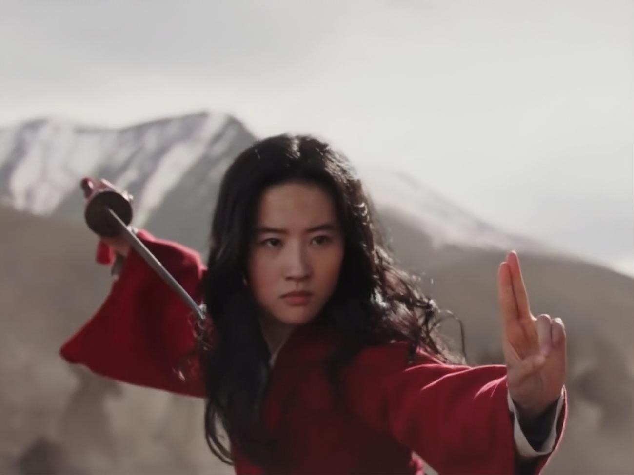 Главная героиня вместо своего отца отправится в армию