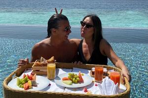 Петрова: Мой воздух, моя вселенная, с годами любовь приобретает другой цвет, вкус, запах, подобно дорогому вину