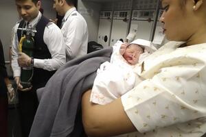 Хлопчик народився на висоті приблизно 8 тис. м