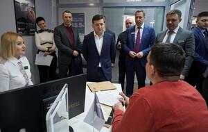 Зеленський підкреслив, що Україні потрібні нові робочі місця