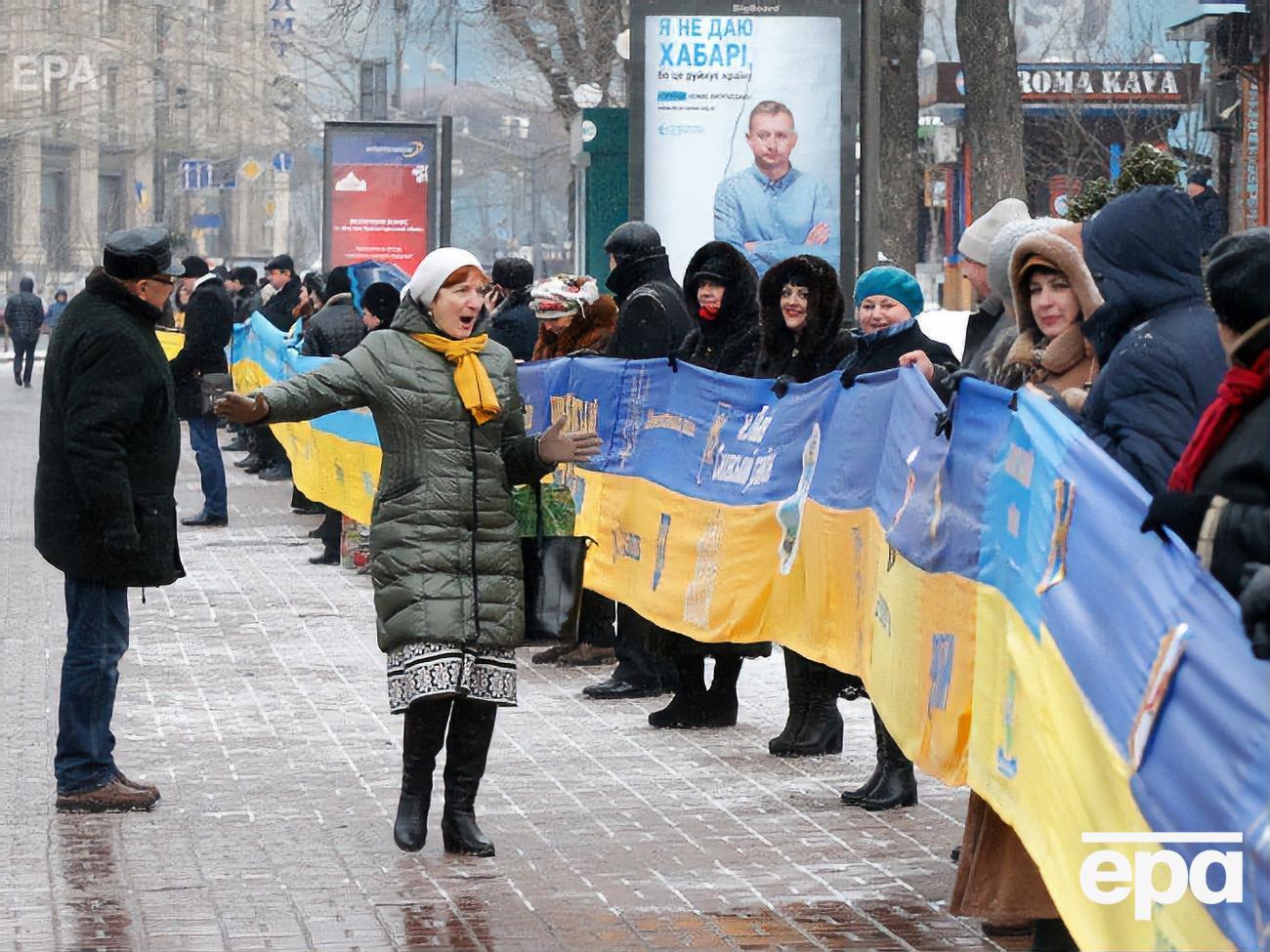 Украинцев опрашивали в январе