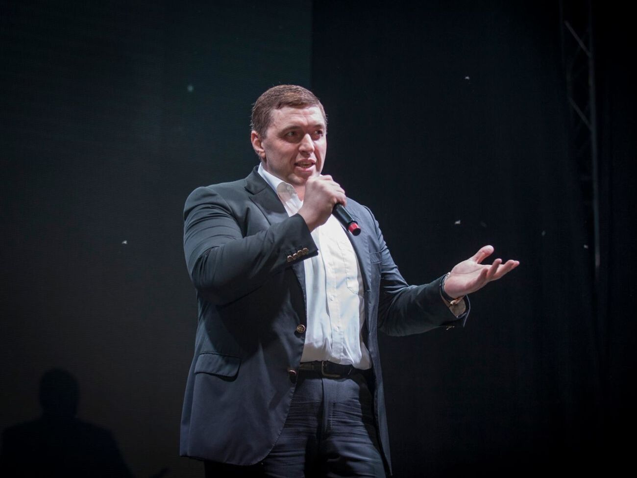 Следствие считает Дубового инициатором и организатором схемы по завладению средств горбюджета