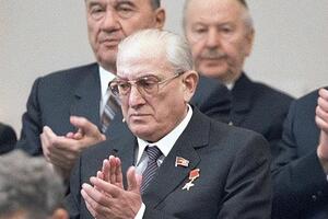 Попов: Ни государственный строй, ни социалистические принципы при Андропове не претерпели бы изменений