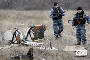 Boeing 777, летевший из Амстердама в Куала-Лумпур, потерпел крушение 17 июля 2014 года вблизи Тореза Донецкой области