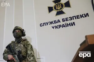 Обшук СБУ проводить на вулиці Куренівській у Києві
