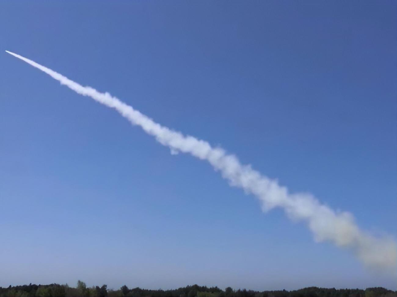 Під час випробувань було випущено чотири ракети в бойовому спорядженні