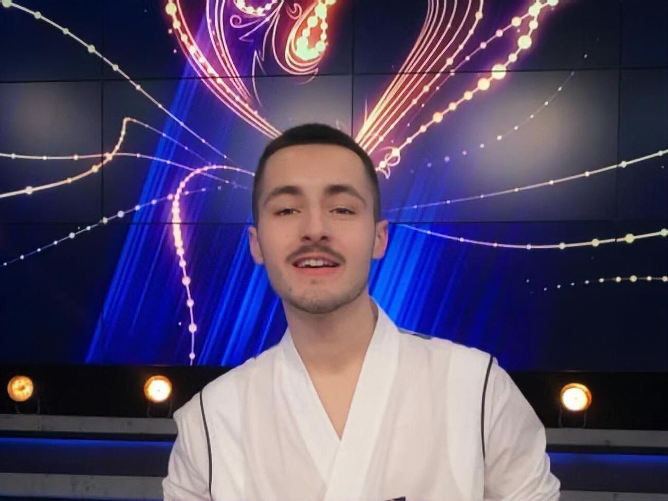 Khayat:&nbsp;Иногда человеку нужен определенный толчок, чтобы увидеть, что жизнь состоит не только из рутинного бытия, стресса и навязанных стандартов социума.&nbsp;Call For Love&nbsp;и является тем самым толчком!