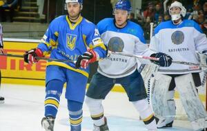 Збірна України посідає третє місце у своїй групі