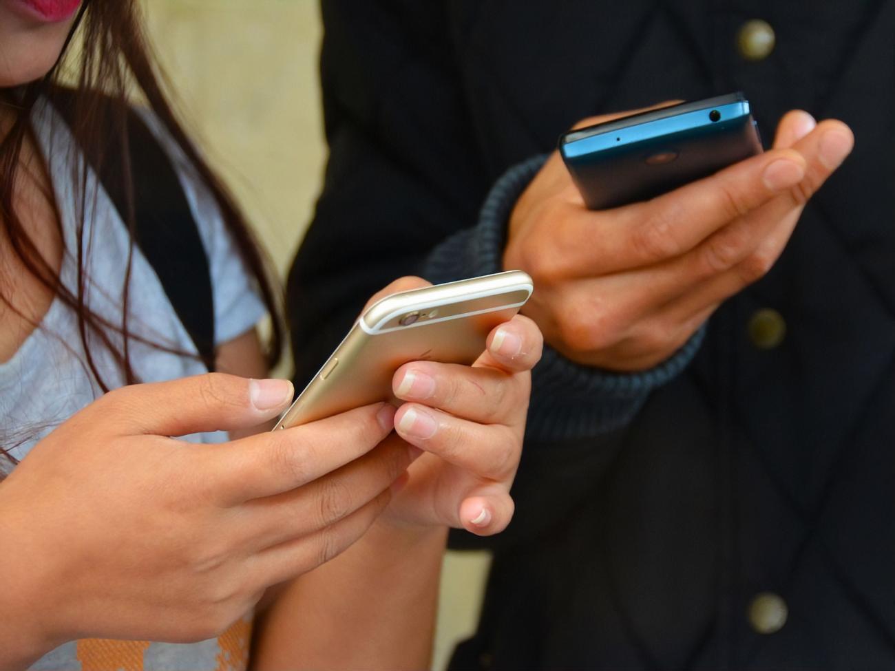 Приложение "Дія" бесплатное для всех украинцев