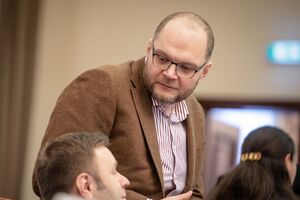 Бородянський повідомив, що запуск телеканала відклали на два тижні