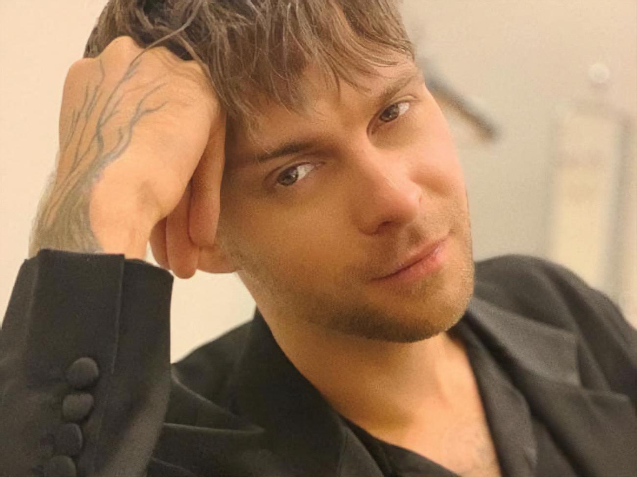 Макс Барских:&nbsp;Не бойтесь его показывать и никогда не забывайте, кто вы есть, невзирая на возраст, происхождение, цвет кожи, сексуальную ориентацию... И тогда будни превратятся в пятницу