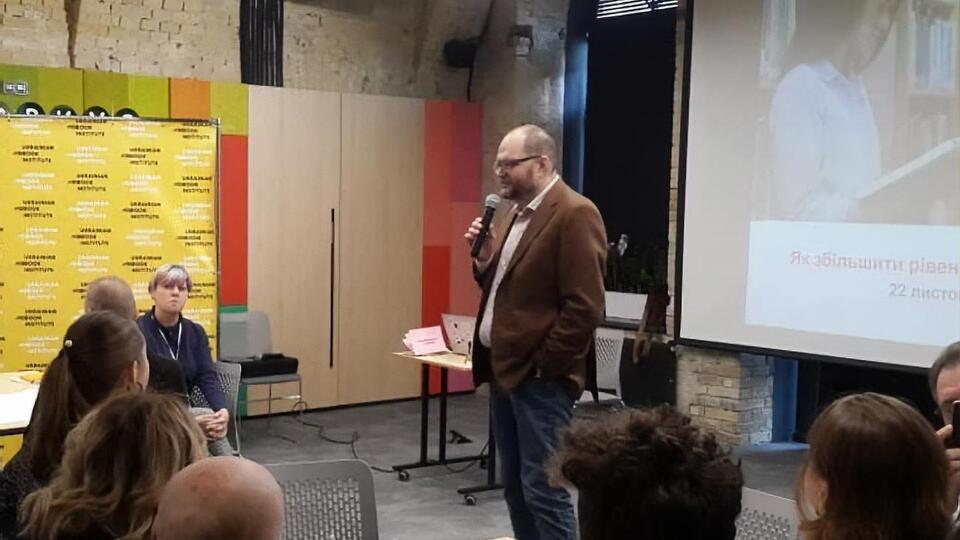 Бородянский: Обсуждение будет продолжаться столько, сколько необходимо