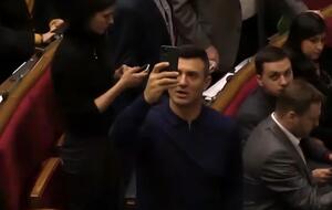 Депутат Тищенко знімав сторіз в Instagram під час засідання Ради