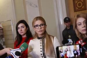 Тимошенко: Ми маємо намір і надалі всіма конституційними парламентськими методами перешкоджати продажу української землі