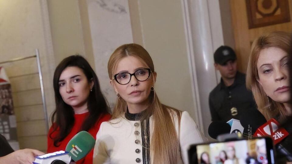 Тимошенко: Ми маємо намір і надалі всіма конституційними парламентськими методами перешкоджати продажу української землі