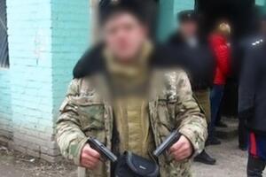 Мужчины получали от крымских оккупантов медали