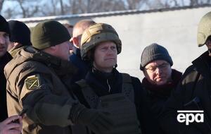 Кофод (на фото в центре) приезжал на Донбасс со своими соотечественниками