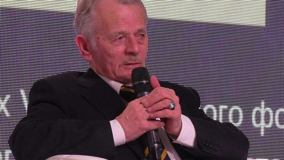 Джемілєв: Говорити про гуманітарні речі нам не треба