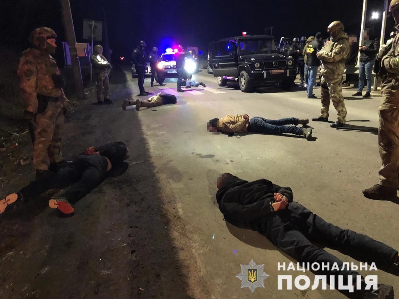 Групу людей затримали біля села Нижні Ворота ввечері 8 лютого