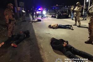 Групу людей затримали біля села Нижні Ворота ввечері 8 лютого