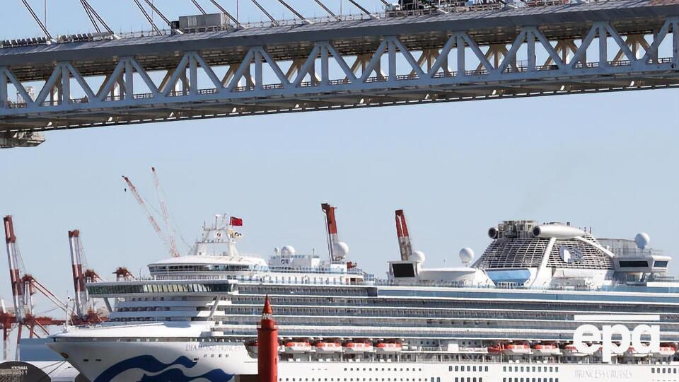 Diamond Princess находится на карантине с 3 февраля из-за угрозы распространения коронавируса